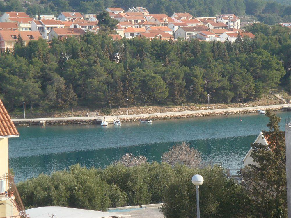 Apartments Mia Stari Grad  Exterior foto